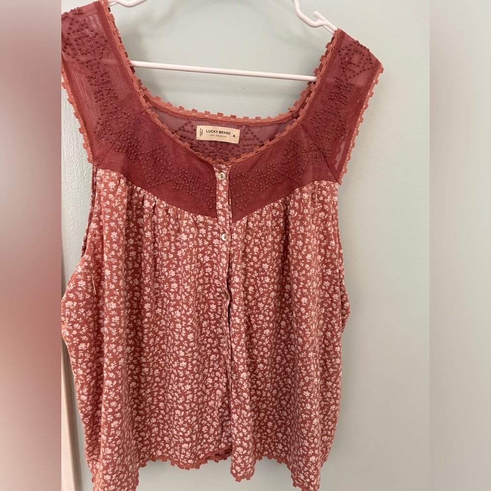 Lucky Brand floral embroidered top NWT
